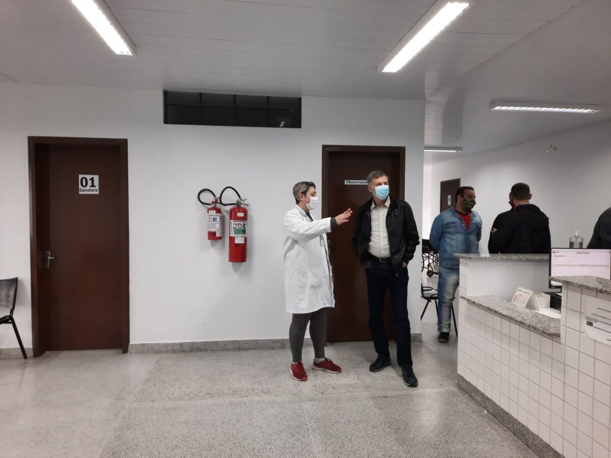 Deputado Luizão garante reforma de unidades de saúde em Curitiba