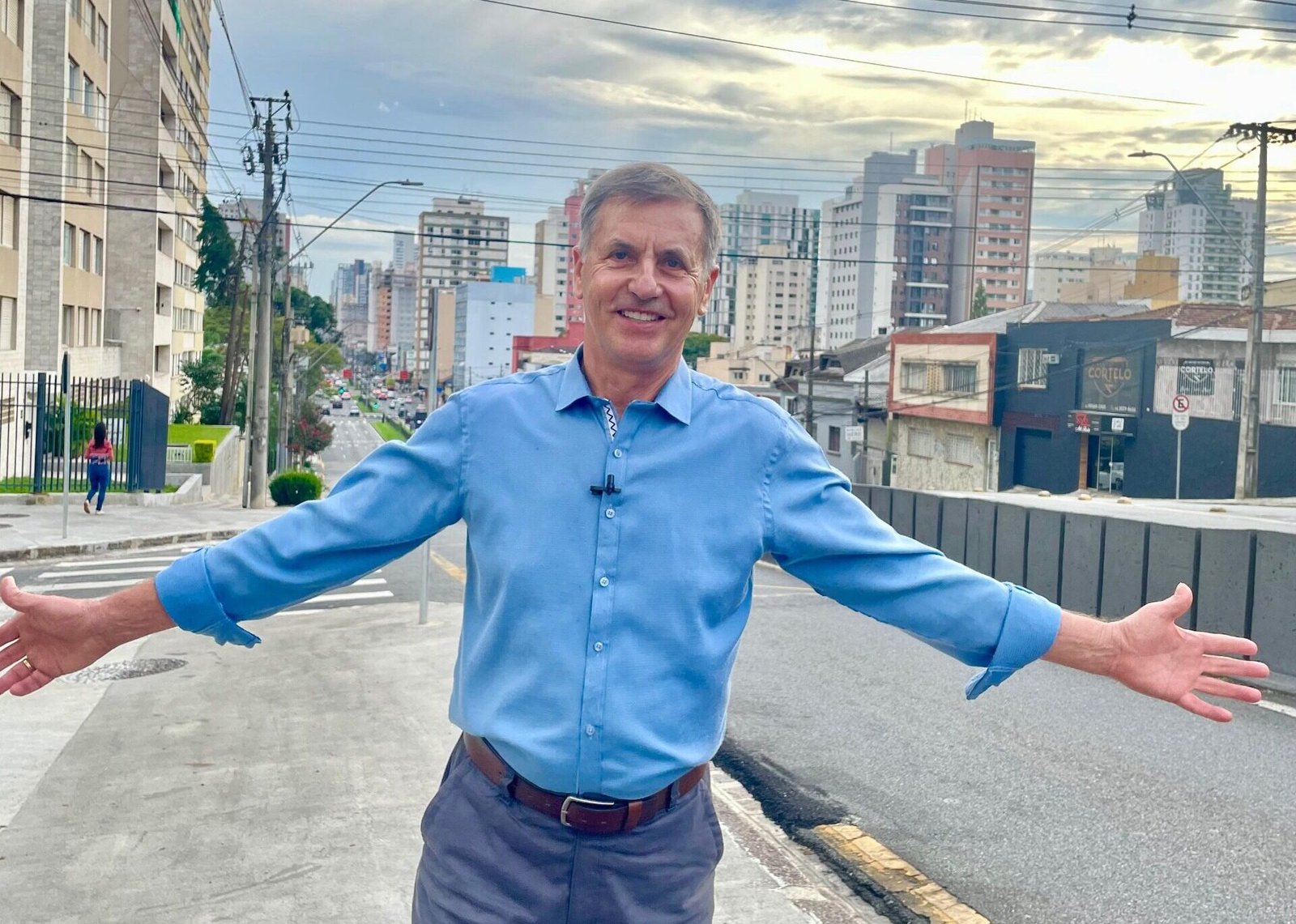 Luizão, ex-prefeito de Pinhais apresenta modelo de gestão para Curitiba