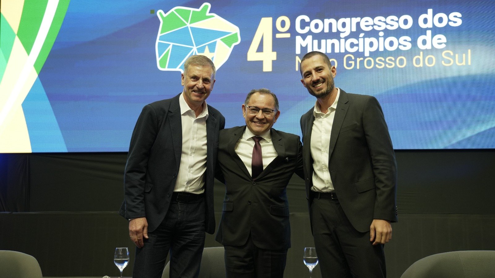 Luizão leva a Mato Grosso do Sul experiências de gestão bem-sucedidas de gestão pública de Pinhais e do Paraná